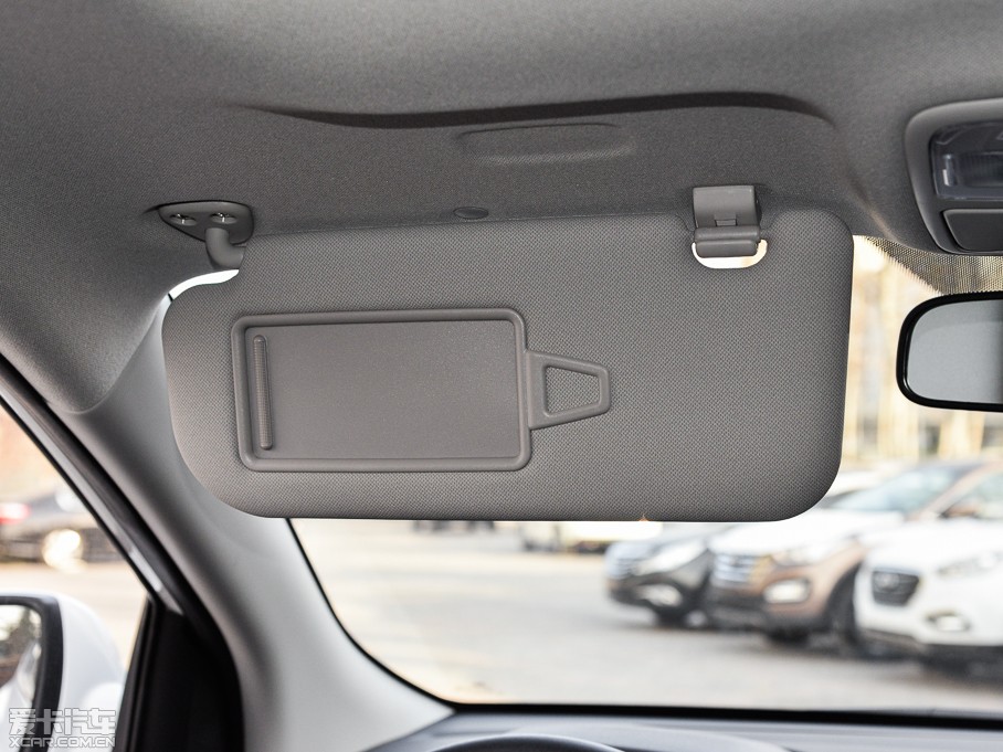 2015��F��ix35 2.0L �ԄӃ�����m�� ��V