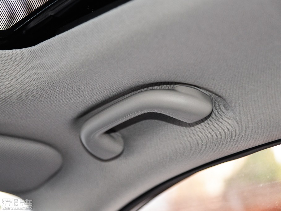 2015��F��ix35 2.0L �ԄӃ�����m�� ��V