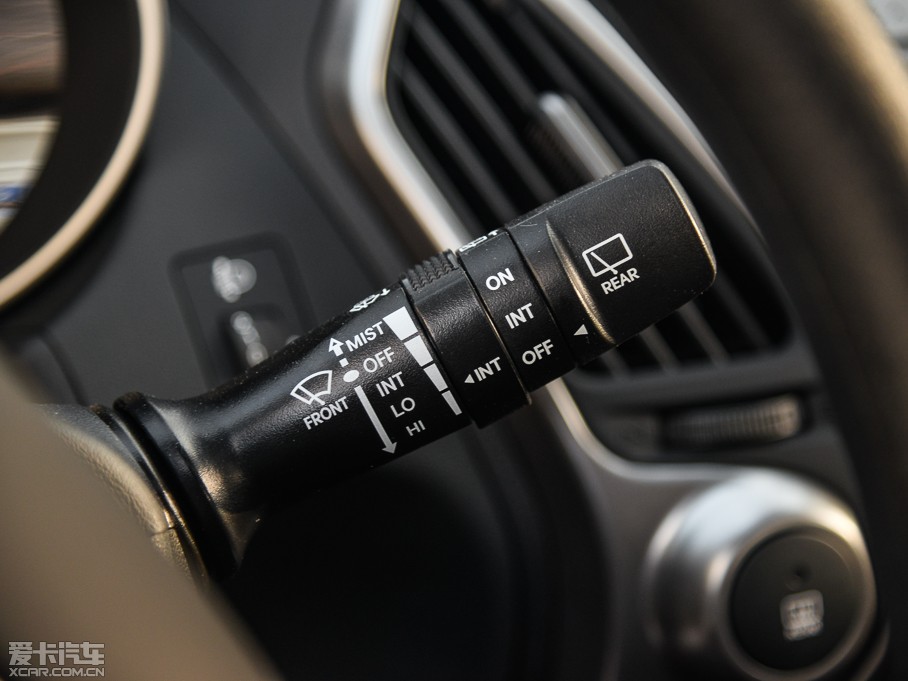 2015��F��ix35 2.0L �ԄӃ�����m�� ��V