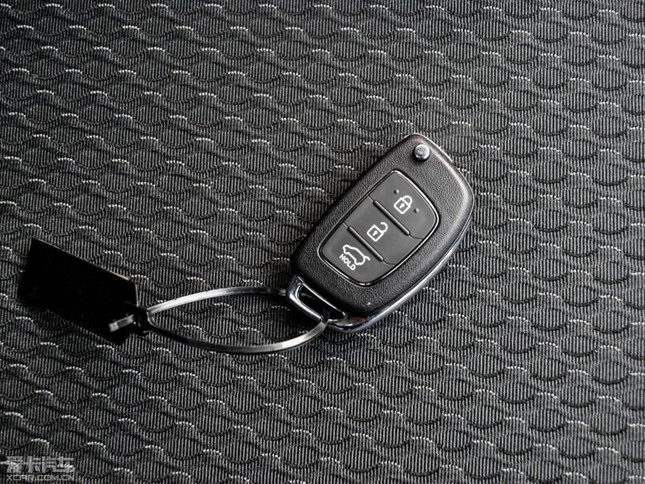 2015Fix35 2.0L ԄӃm IV