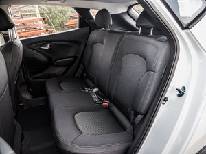 2015款2.0L 自动两驱舒适型 国V 后排座椅