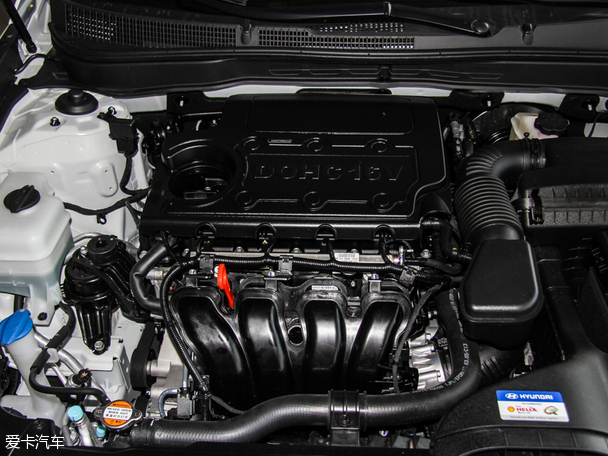 北京現代2015款索納塔八