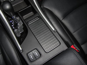 2015 2.4L ԄӺA V g