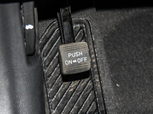 2015(jng) 2.4L Ԅ(dng)A (gu)V v܇(ch)Ƅ(dng)