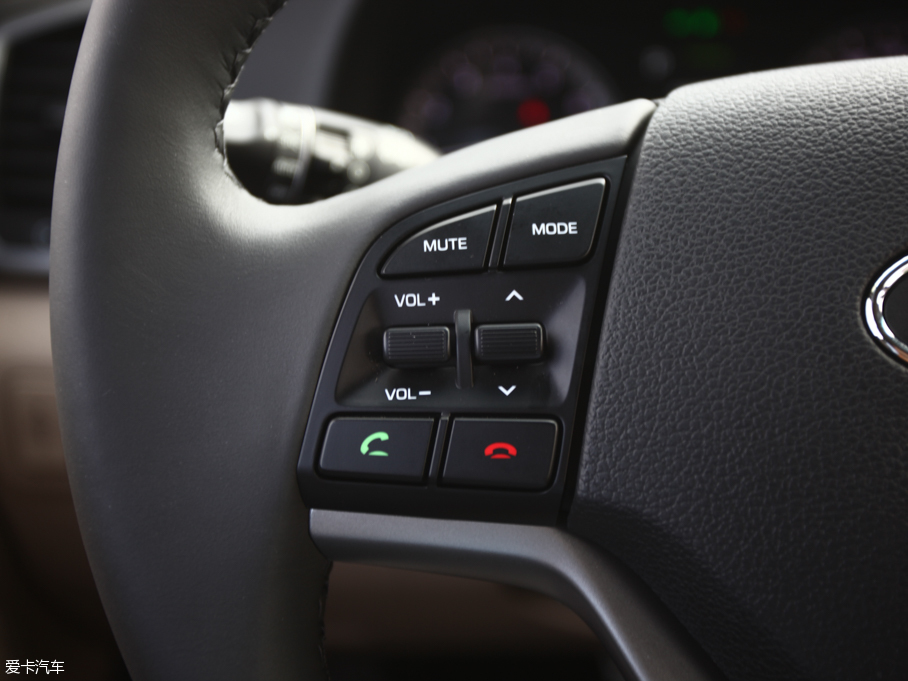 2015;L 1.6T TOP ԄŞ