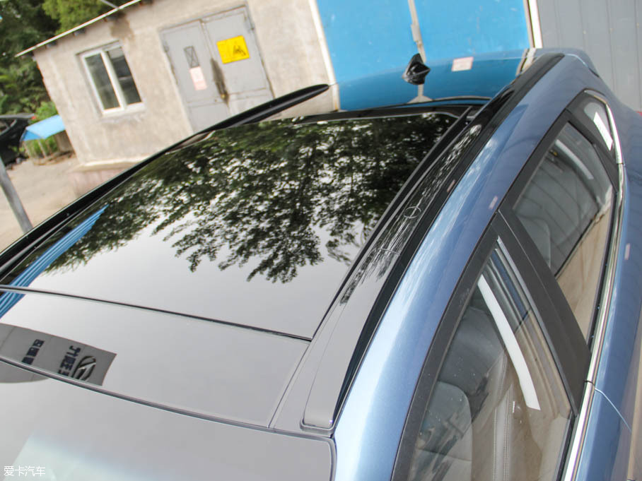 2015;L 1.6T GLS ԄӃ