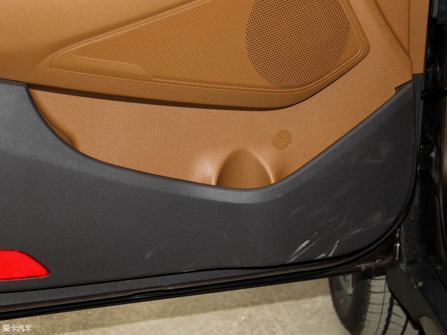 2015;L 1.6T TOP Ԅ(dng)(q)Ş