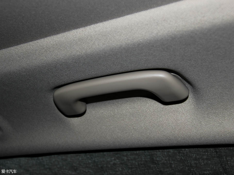 2015;L 1.6T TOP ԄŞ