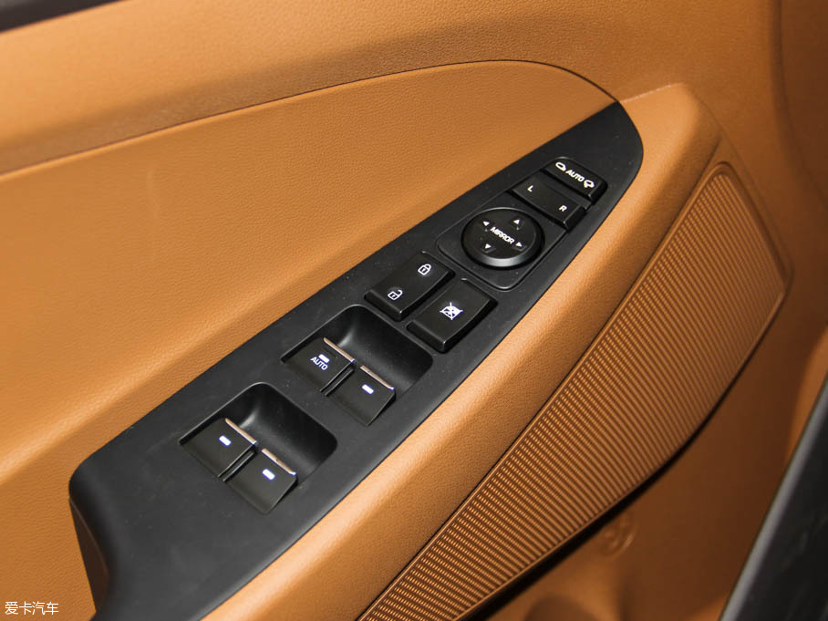 2015;L 1.6T TOP ԄŞ