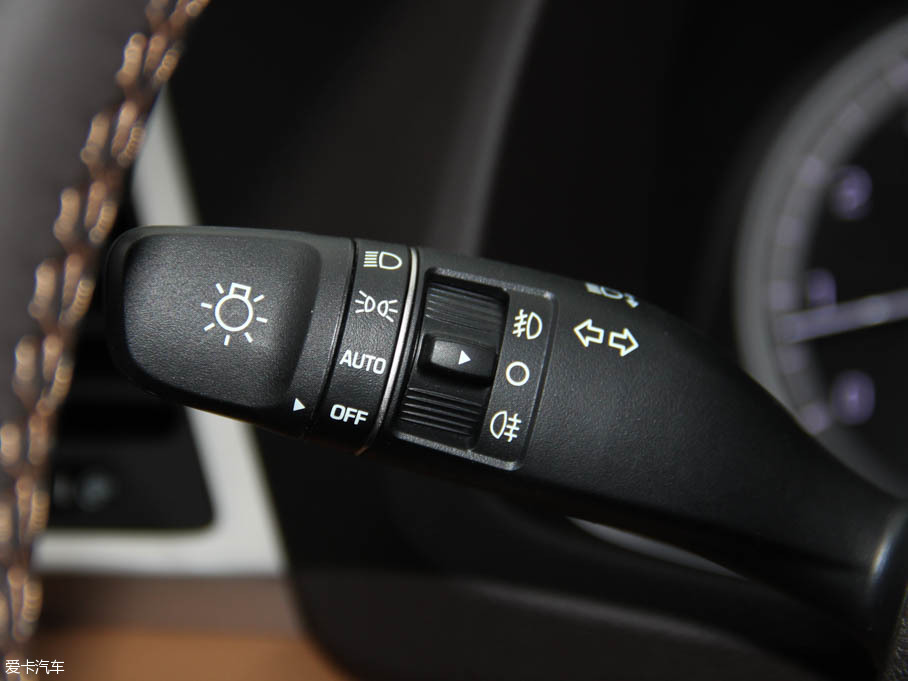 2015;L 1.6T TOP Ԅ(q)Ş