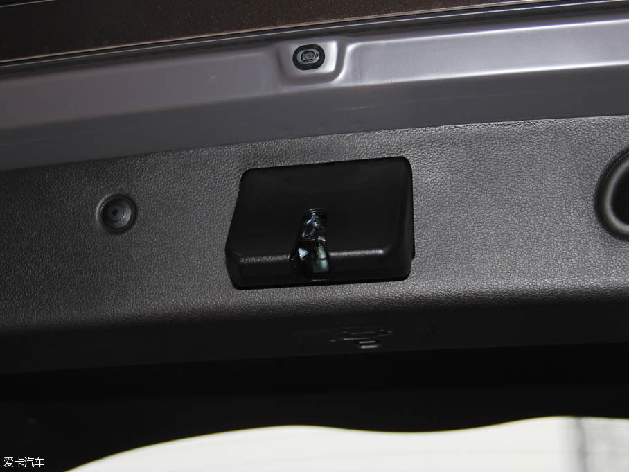 2015;L 1.6T TOP ԄŞ