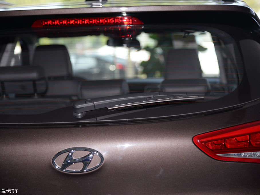 2015;L 1.6T GLX ԄӃI