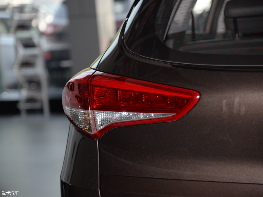 2015;L 1.6T GLX ԄӃI