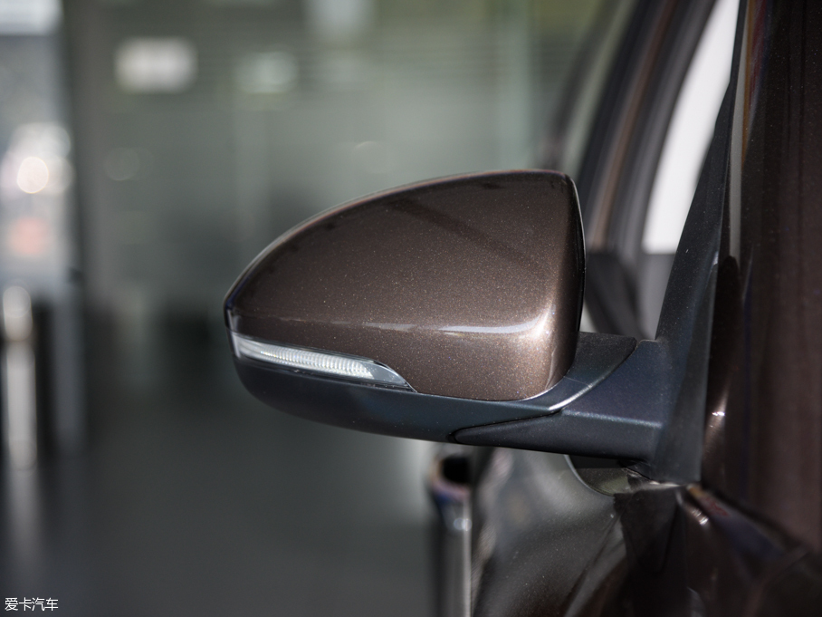 2015;L 1.6T GLX ԄӃ(q)I(lng)