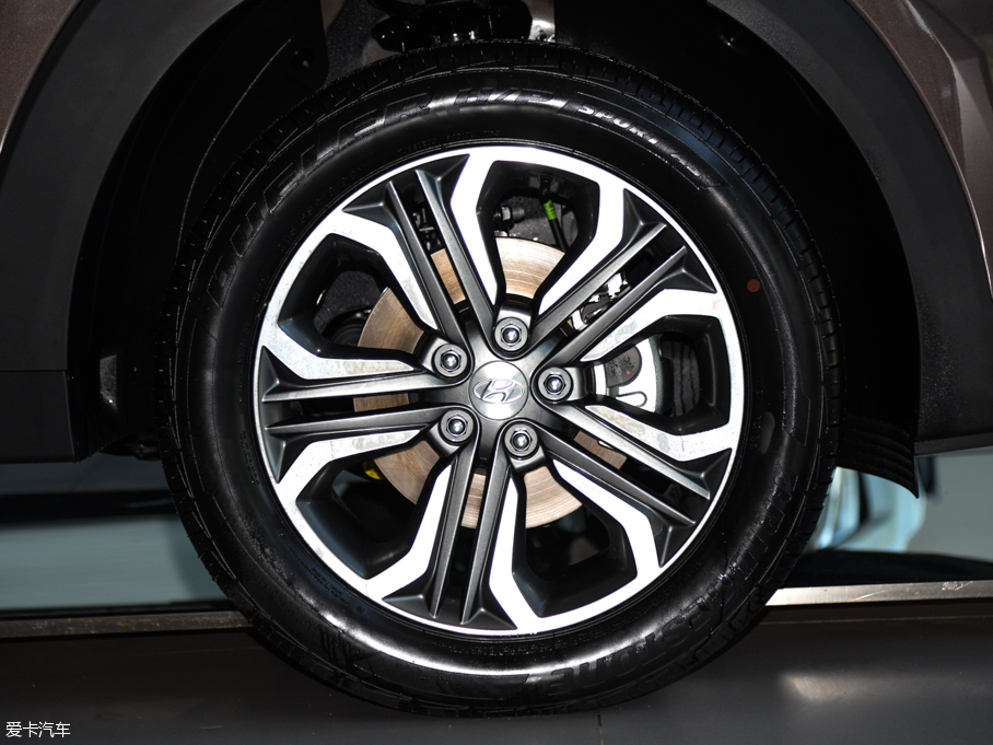 2015;L 1.6T GLX ԄӃ(q)I(lng)