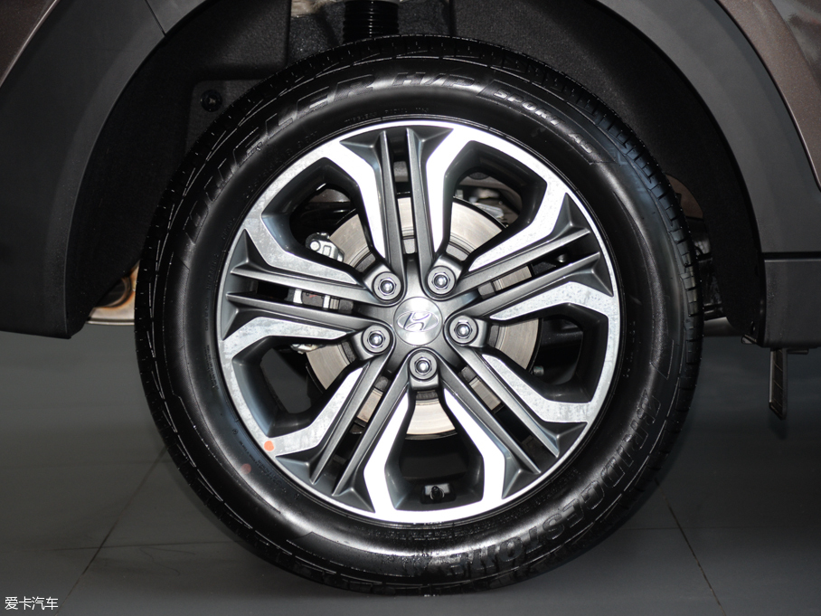 2015;L 1.6T GLX ԄӃ(q)I(lng)