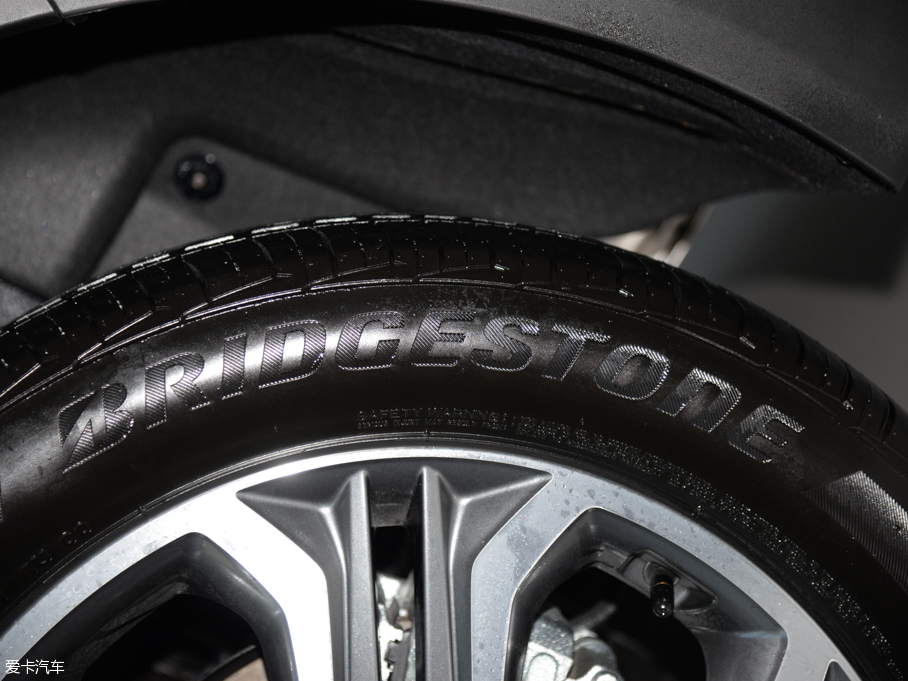 2015;L 1.6T GLX ԄӃ(q)I(lng)