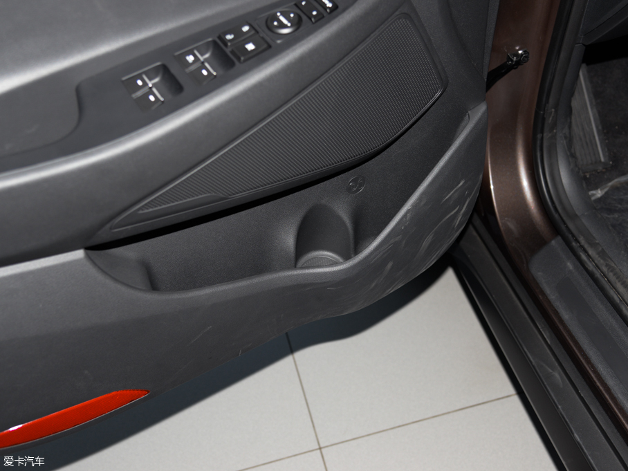 2015;L 1.6T GLX ԄӃI