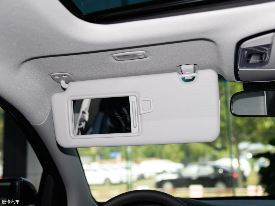 2015;L 1.6T GLX Ԅ(dng)(q)I(lng)