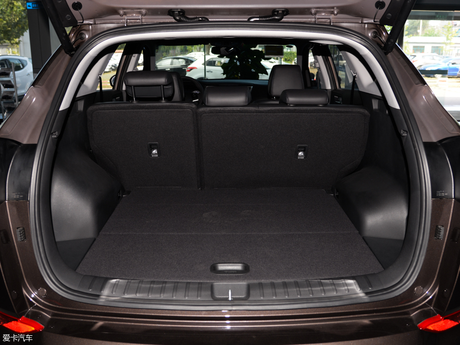 2015;L 1.6T GLX ԄӃI