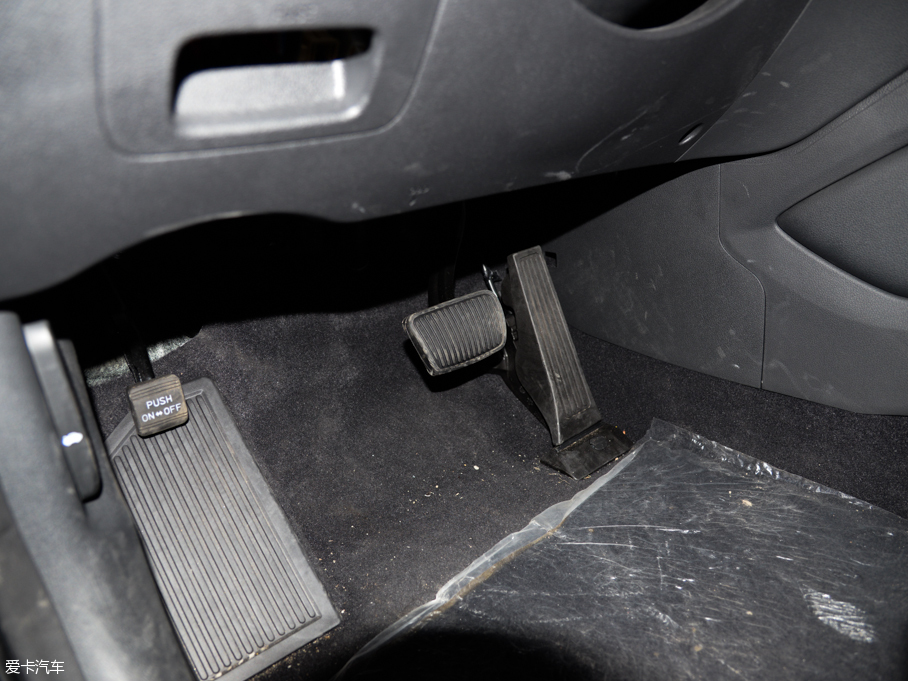 2015;L 1.6T GLX ԄӃI