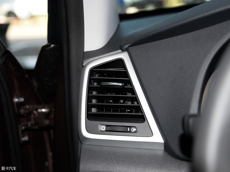 2015;L 1.6T GLX ԄӃI