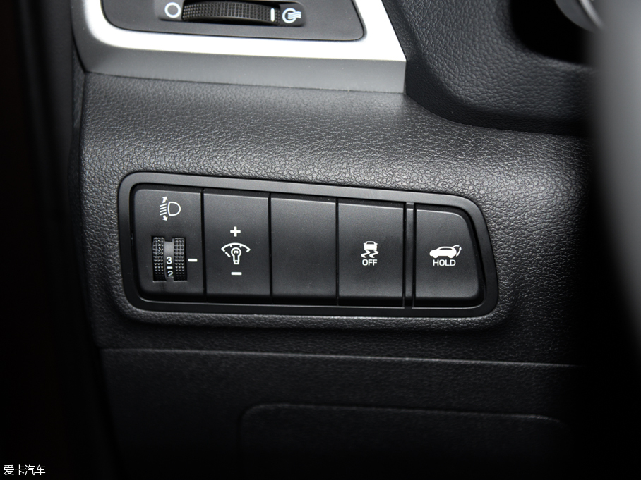 2015;L 1.6T GLX ԄӃI