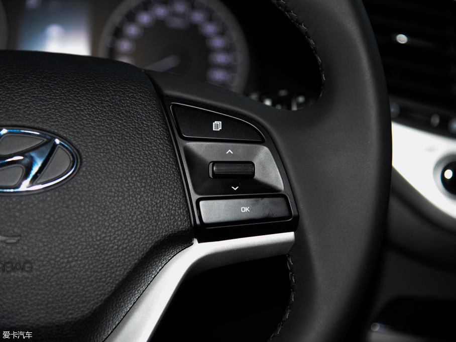 2015;L 1.6T GLX ԄӃI