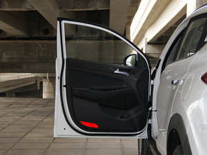 20152.0L GLS Ԅ(dng)(q) {λ܇T