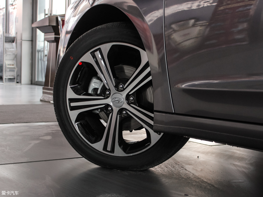 2016���I�� 1.4T �p�x���ń���Ş��