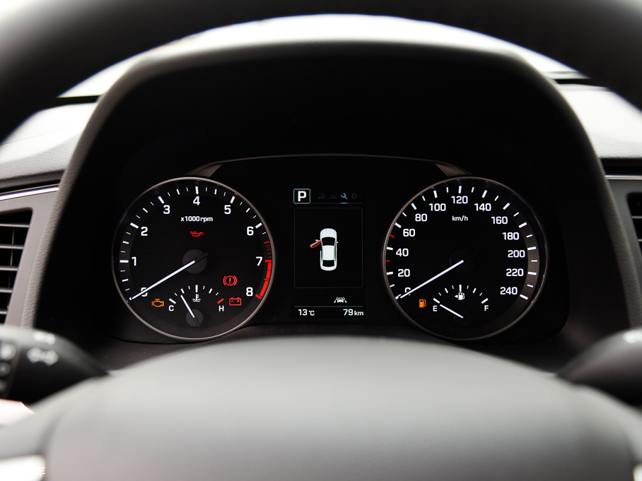 2016���I�� 1.6L �Ԅ�������Ş��