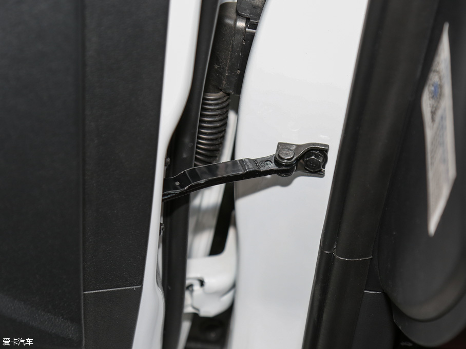 2016���I(l��ng)��(d��ng) 1.6L �Ԅ�(d��ng)���ž�Ӣ��