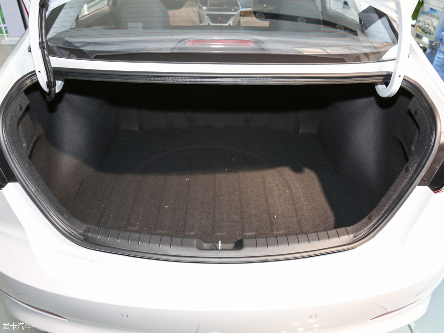 2016���I�� 1.6L �Ԅ����ž�Ӣ��