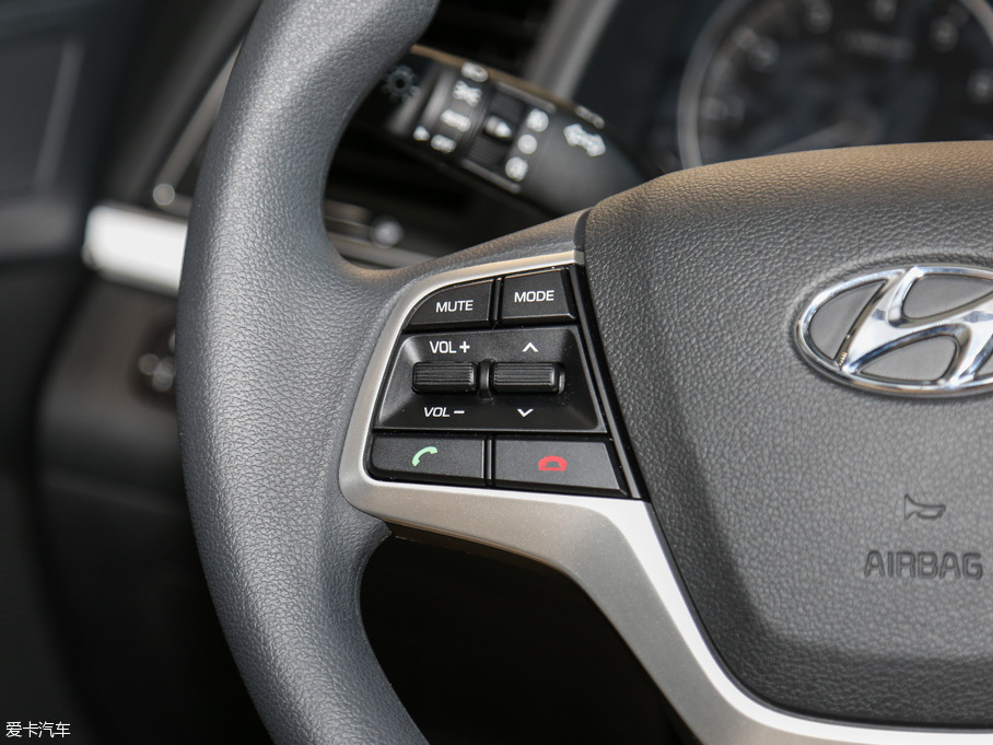 2016���I�� 1.6L �Ԅ����ž�Ӣ��