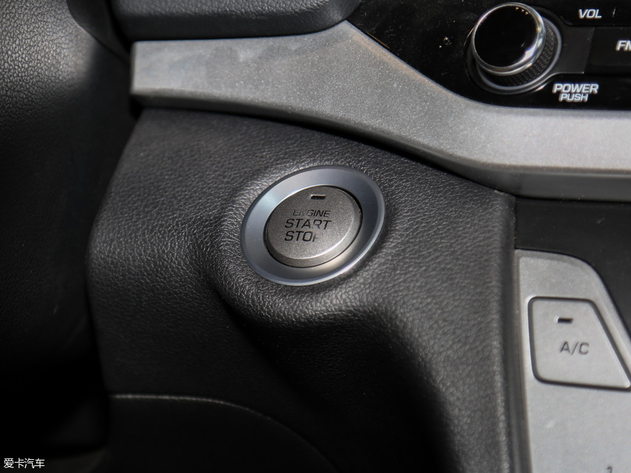 2016I(lng) 1.6L ԄźA