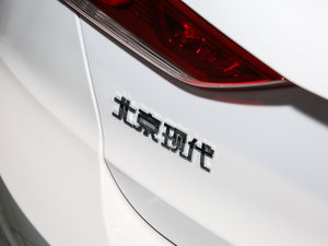 2016款1.6L 自动智炫精英型 细节外观