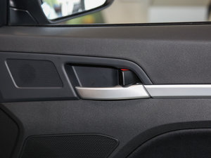 2016款1.6L 自动智炫精英型 空间座椅