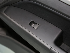 2016款1.6L 自动智炫精英型 空间座椅