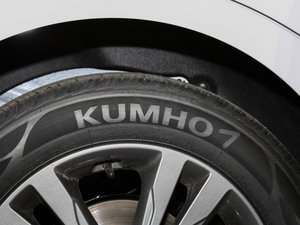 2016款1.4T 双离合炫动精英型 轮胎品牌