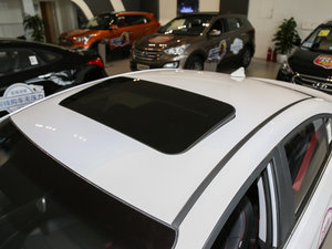 2016款1.4T 双离合炫动精英型 车顶