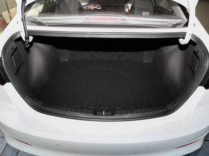 2016款1.4T 双离合炫动活力型 行李厢空间
