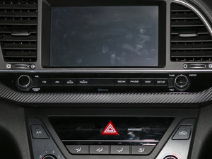2016款1.4T 双离合炫动活力型 音响调节
