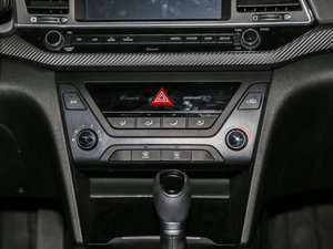 2016款1.4T 双离合炫动活力型 空调调节