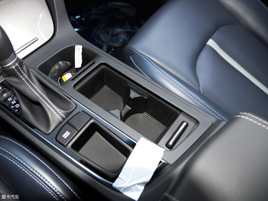 2016{늻 2.0HS I(lng)