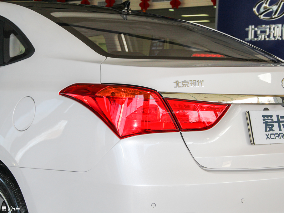 2016D 2.0L Ԅ(dng)LUX