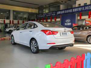 2016款2.0L 自动至尊型LUX 左后45度