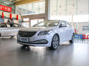 2016款2.0L 自动至尊型LUX 左前45度