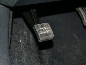 20162.0L Ԅ(dng)LUX v܇Ƅ(dng)