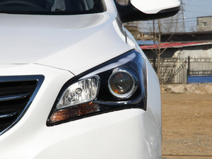 2016款1.8L 自动智能型GLS 大灯