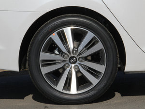 2016款1.8L 自动智能型GLS 轮圈